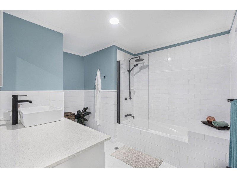 59a Carlton Terrace, Wynnum QLD 4178