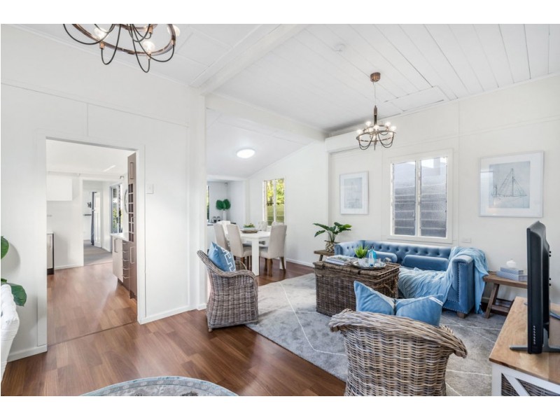 166 Stratton Terrace, Manly QLD 4179