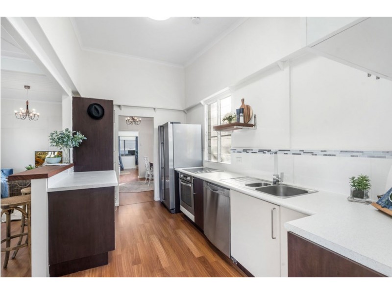 166 Stratton Terrace, Manly QLD 4179