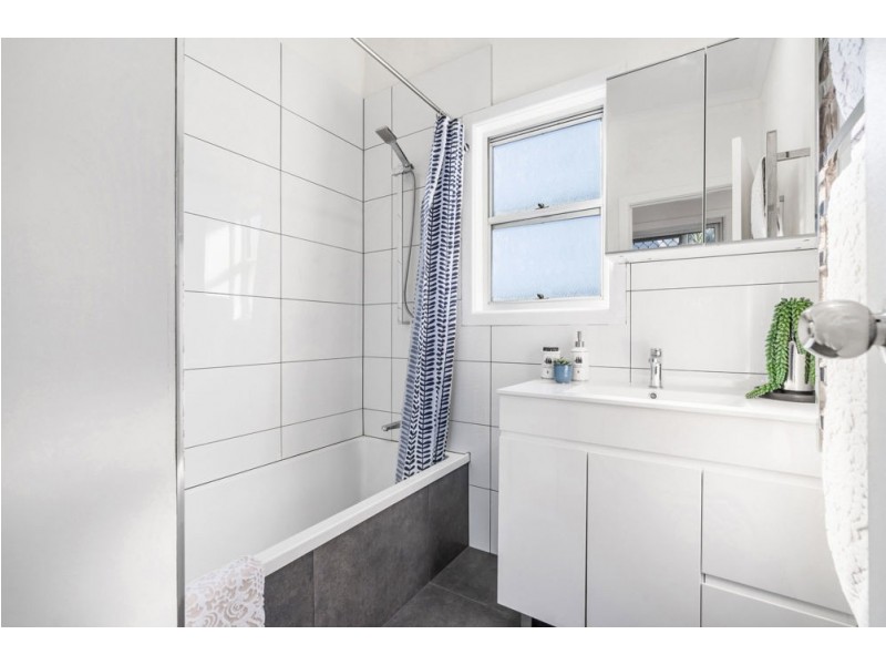 166 Stratton Terrace, Manly QLD 4179