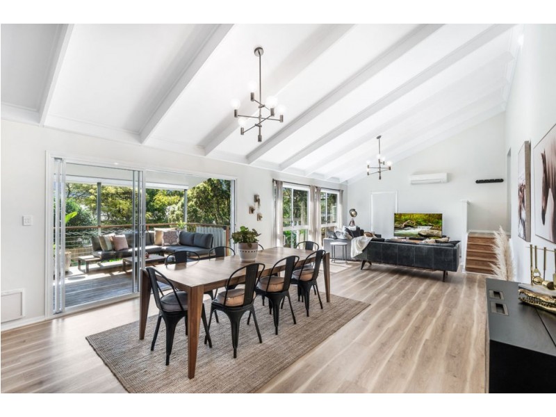 11 Primrose Parade, Wynnum QLD 4178