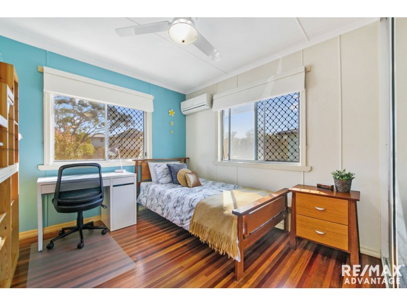18 Empire Avenue, Manly West QLD 4179
