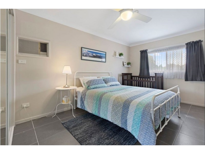 25 Cranston Street, Wynnum West QLD 4178