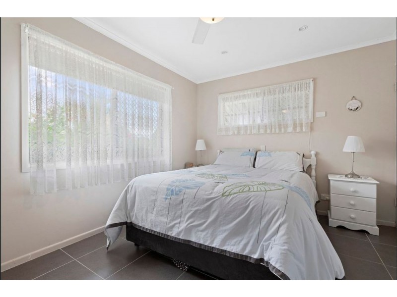 25 Cranston Street, Wynnum West QLD 4178