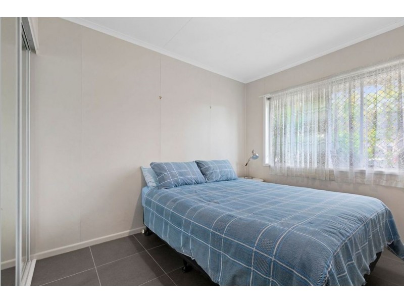 25 Cranston Street, Wynnum West QLD 4178