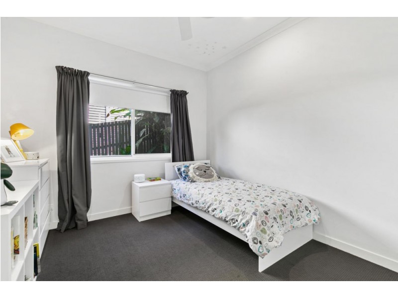 13/7 Oasis Close, Manly West QLD 4179