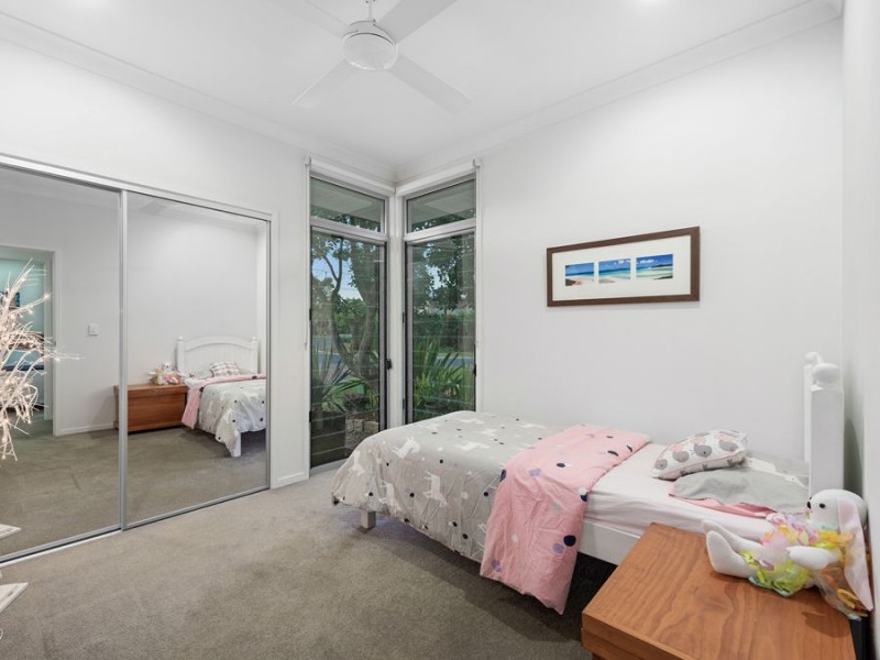 2 Clyde Court, Wakerley QLD 4154