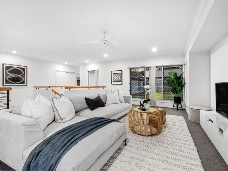 61 Mossvale Drive, Wakerley QLD 4154