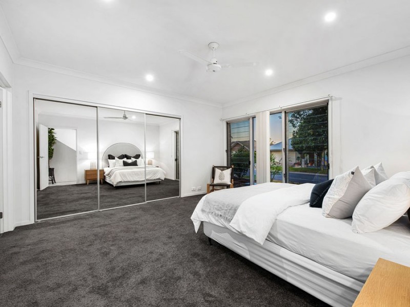 61 Mossvale Drive, Wakerley QLD 4154