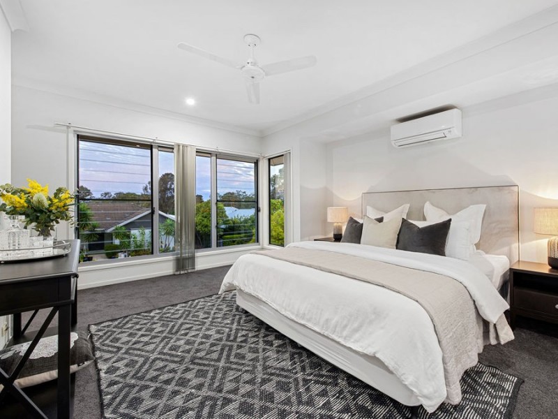 61 Mossvale Drive, Wakerley QLD 4154