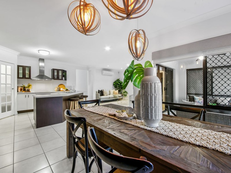 6 Pandanus Place, Tingalpa QLD 4173