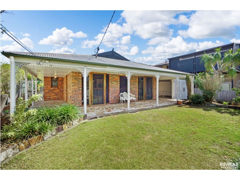 23 Hardwick St, Wynnum West QLD 4178