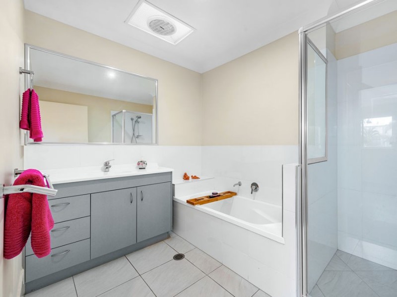 49/10 Tripcony Place, Wakerley QLD 4154