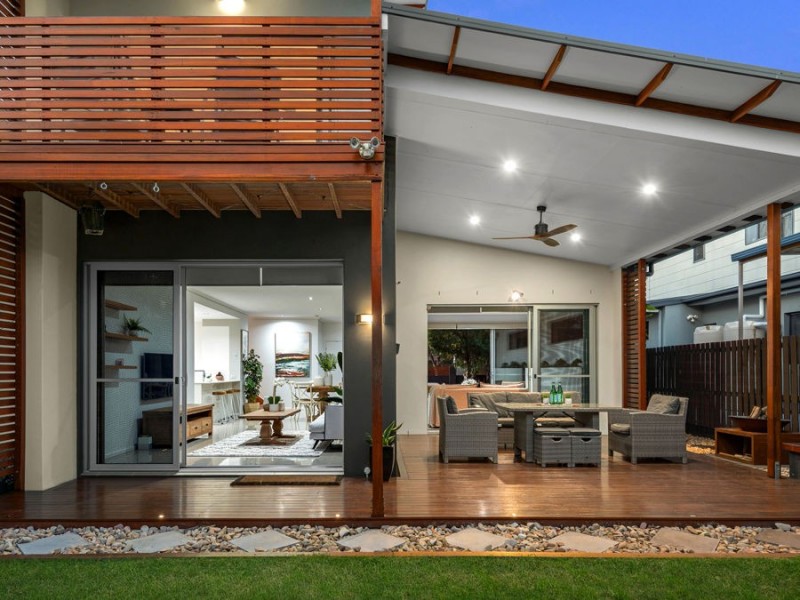 8 Habitat Drive, Wakerley QLD 4154