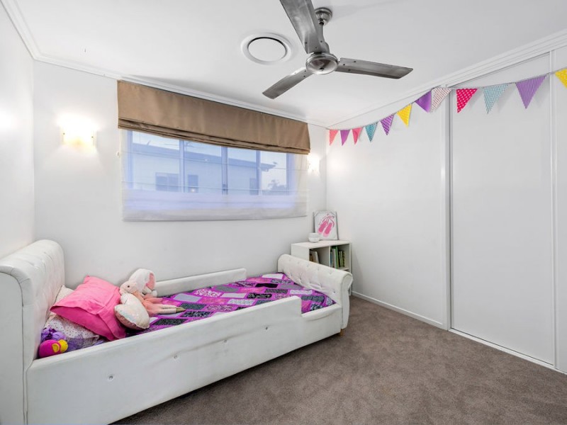 8 Habitat Drive, Wakerley QLD 4154