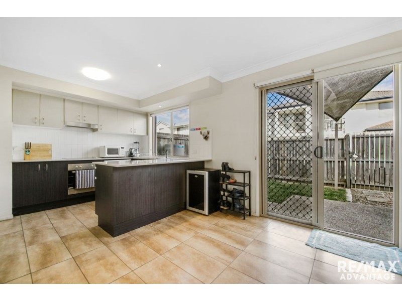 8 / 24 Tallis Street, Wakerley QLD 4154