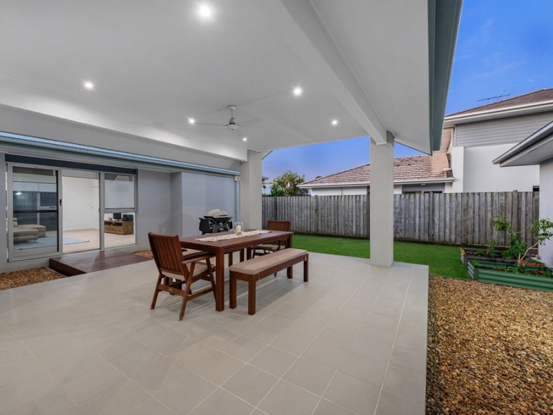 16 Macquarie Street, Wakerley QLD 4154
