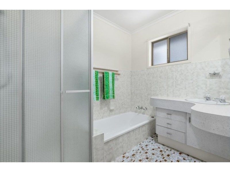 230 Randall Road, Wynnum West QLD 4178