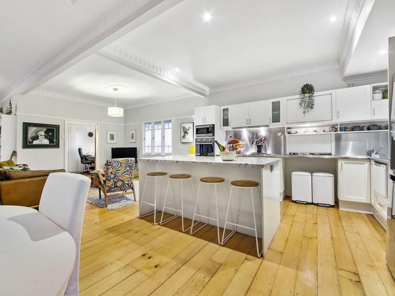 332 Bennetts Road, Norman Park QLD 4170