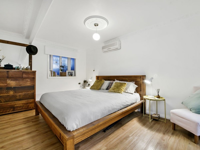 332 Bennetts Road, Norman Park QLD 4170