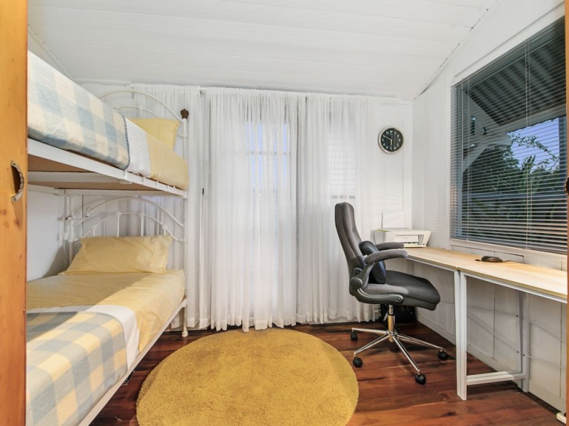 332 Bennetts Road, Norman Park QLD 4170