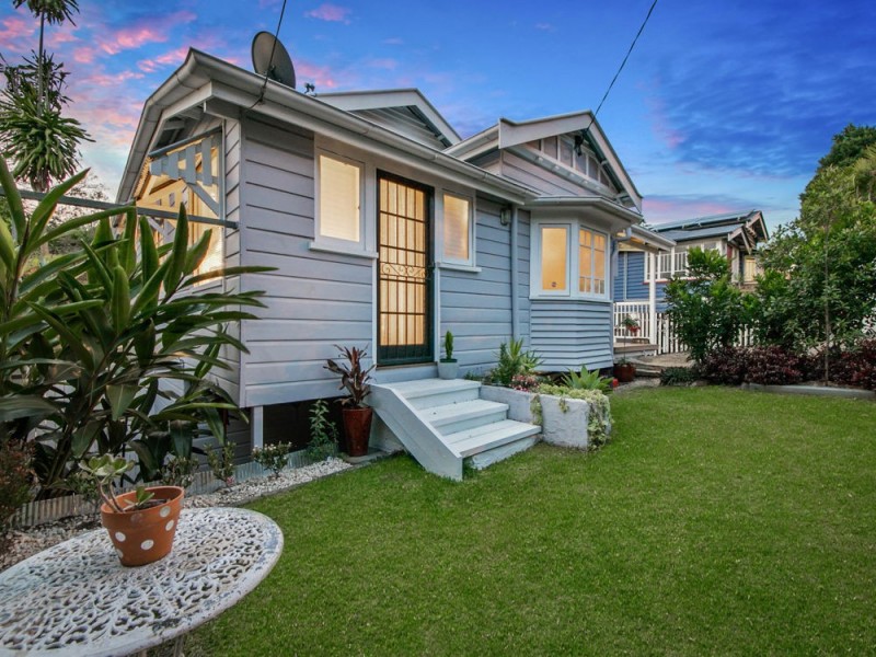 332 Bennetts Road, Norman Park QLD 4170