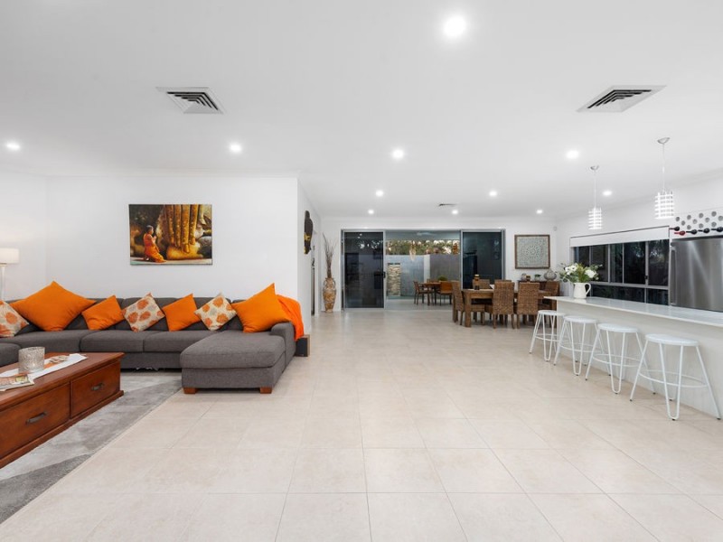 41 Talltrees Circuit, Wakerley QLD 4154