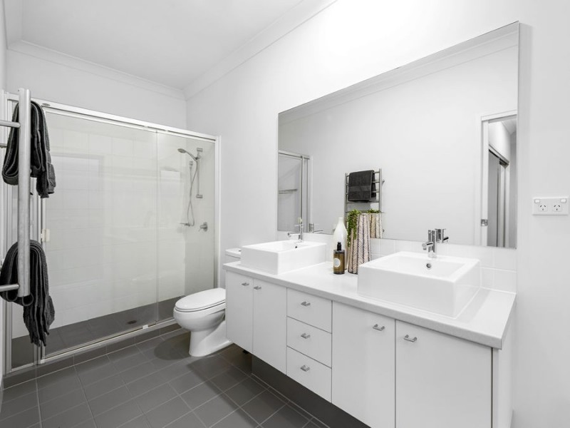 29 Macquarie Street, Wakerley QLD 4154