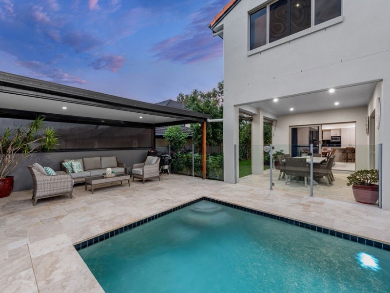1 Ashburton Street, Wakerley QLD 4154