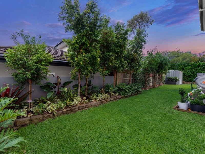 1 Ashburton Street, Wakerley QLD 4154