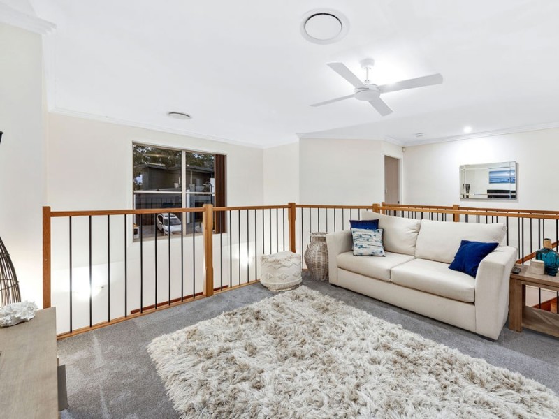 1 Ashburton Street, Wakerley QLD 4154