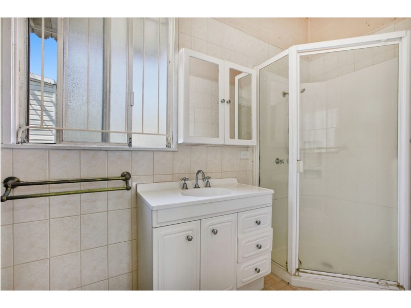 14 Granada Street, Wynnum QLD 4178