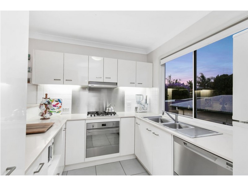 51 Faine Street, Manly West QLD 4179