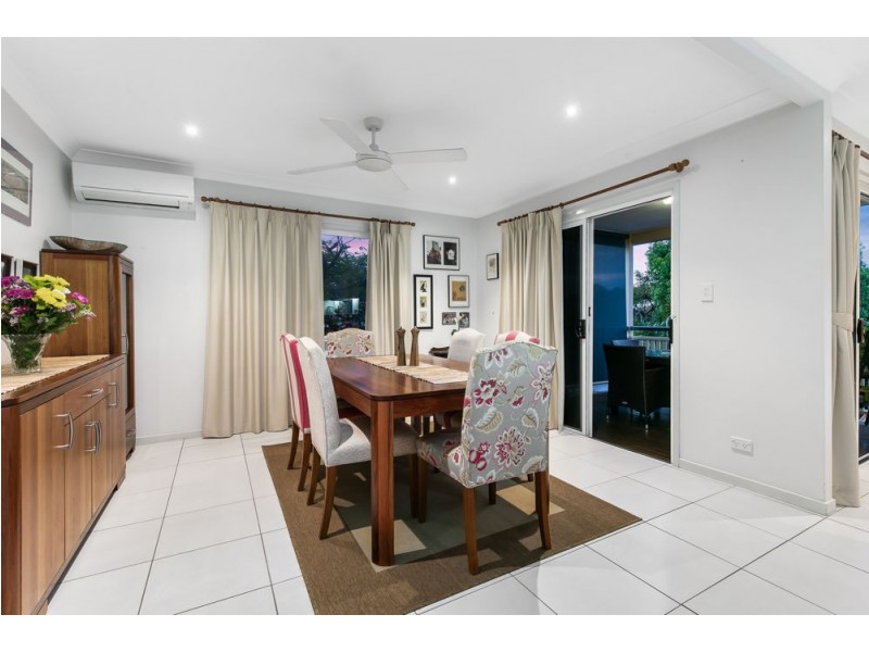 51 Faine Street, Manly West QLD 4179