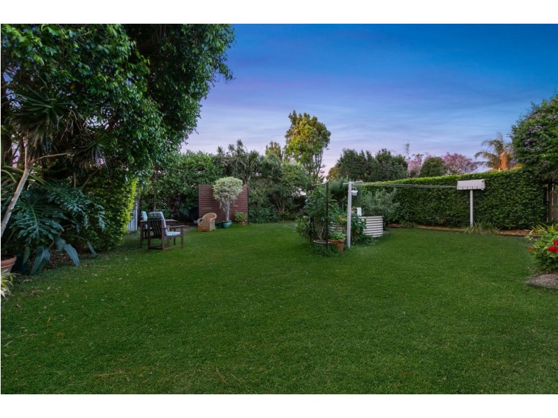 51 Faine Street, Manly West QLD 4179