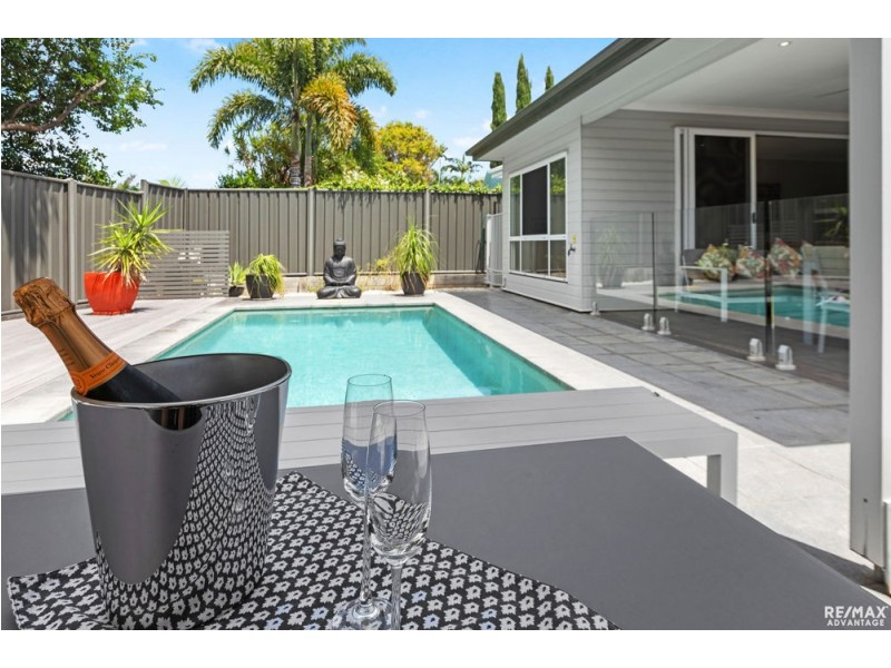 8 Moreton Avenue, Wynnum QLD 4178