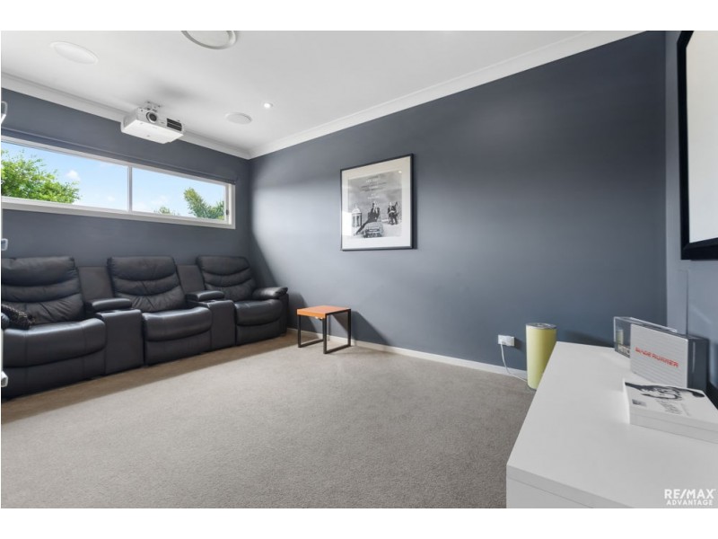 8 Moreton Avenue, Wynnum QLD 4178