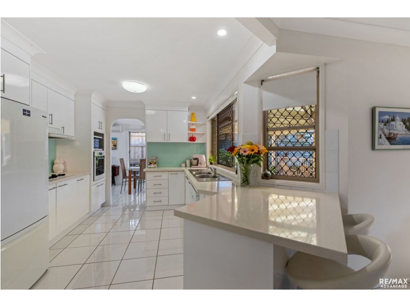 9 Moray Close, Manly West QLD 4179