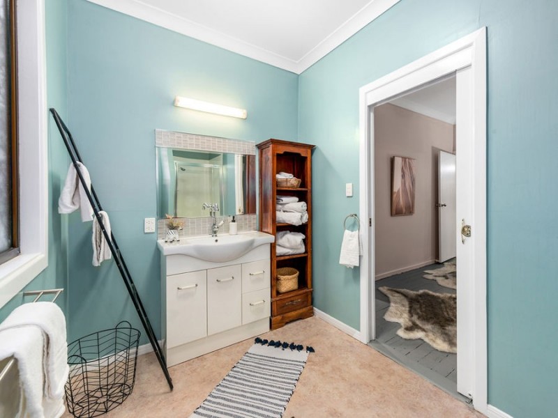 108 Tilley Road, Wakerley QLD 4154