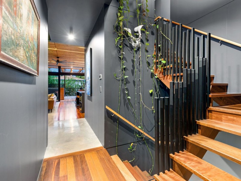 17 Warra Street, Wynnum QLD 4178