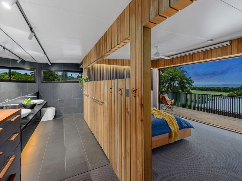 17 Warra Street, Wynnum QLD 4178