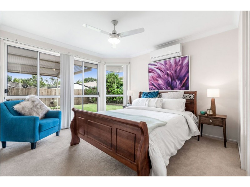 35 Manettia Street, Wynnum West QLD 4178