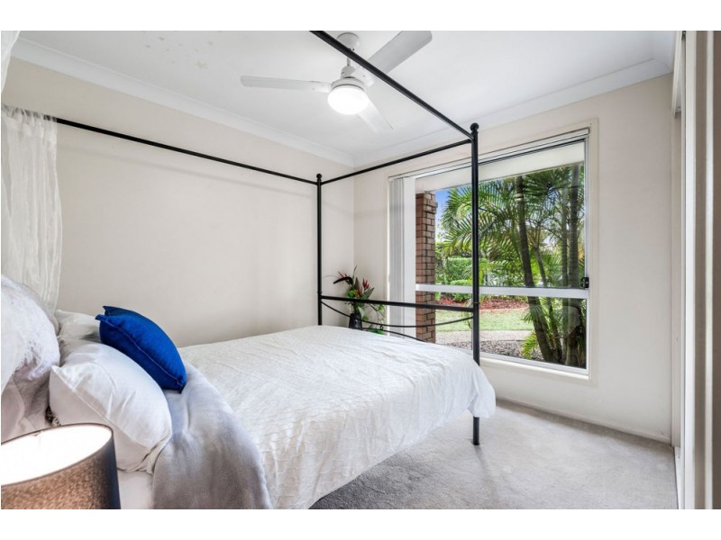 35 Manettia Street, Wynnum West QLD 4178