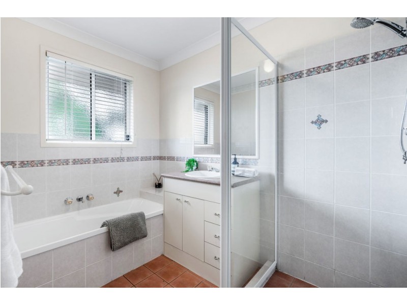 35 Manettia Street, Wynnum West QLD 4178