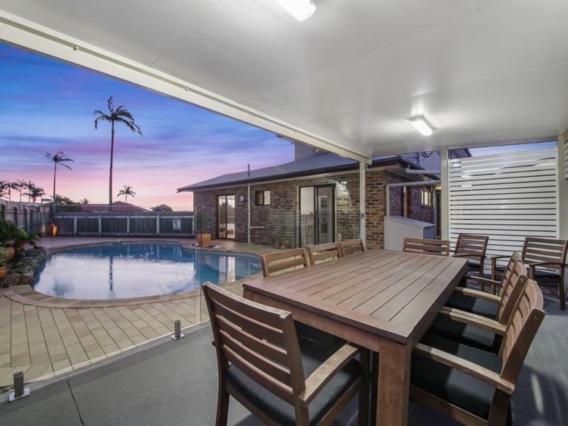 1 Leith Court, Wynnum West QLD 4178