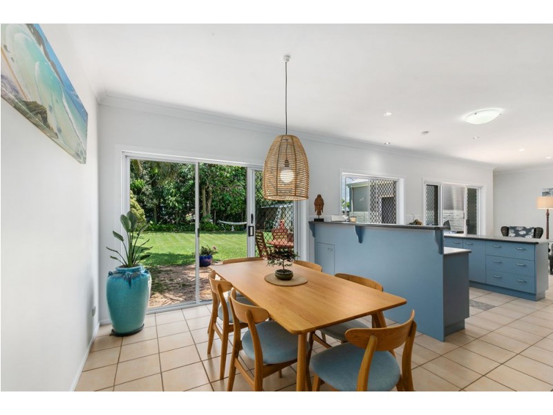 117 Talwong Street, Manly West QLD 4179