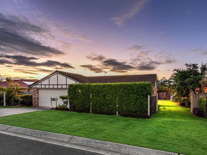 8 Ransom Place, Wakerley QLD 4154