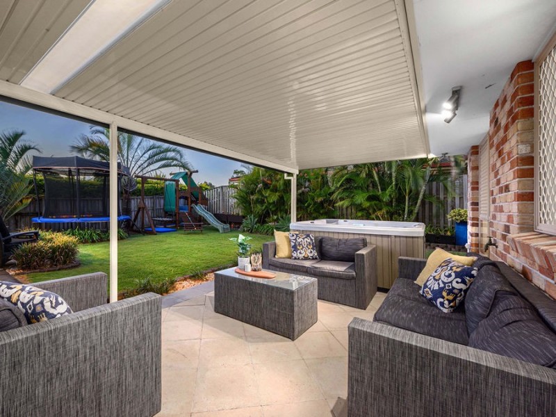 8 Ransom Place, Wakerley QLD 4154