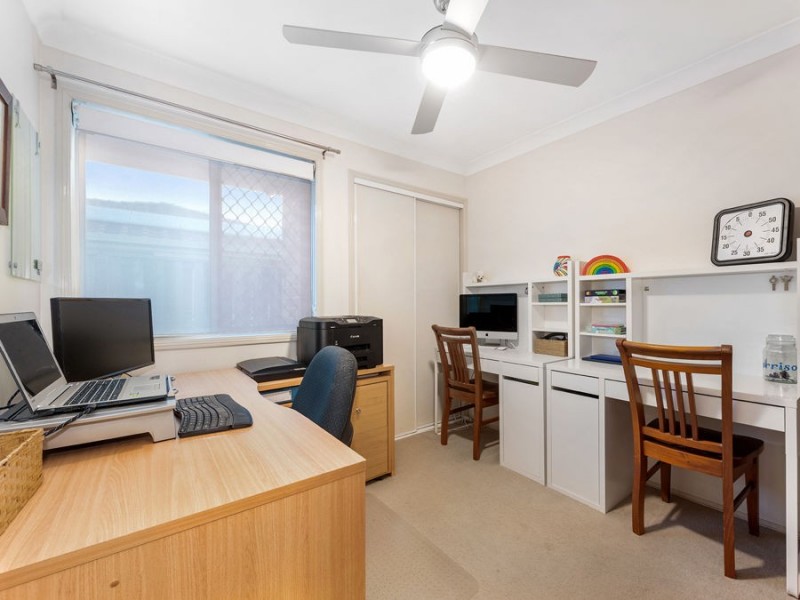 8 Ransom Place, Wakerley QLD 4154