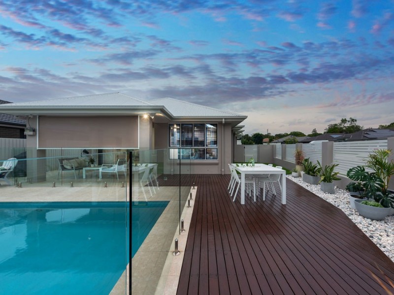 15 Harrogate Place, Gumdale QLD 4154